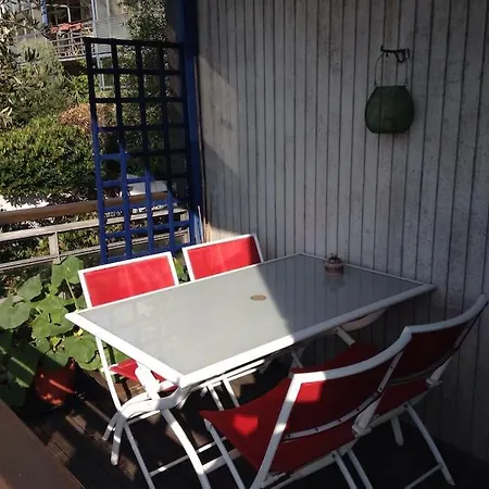 Joli 3 Pieces + Terrasse Lavillette